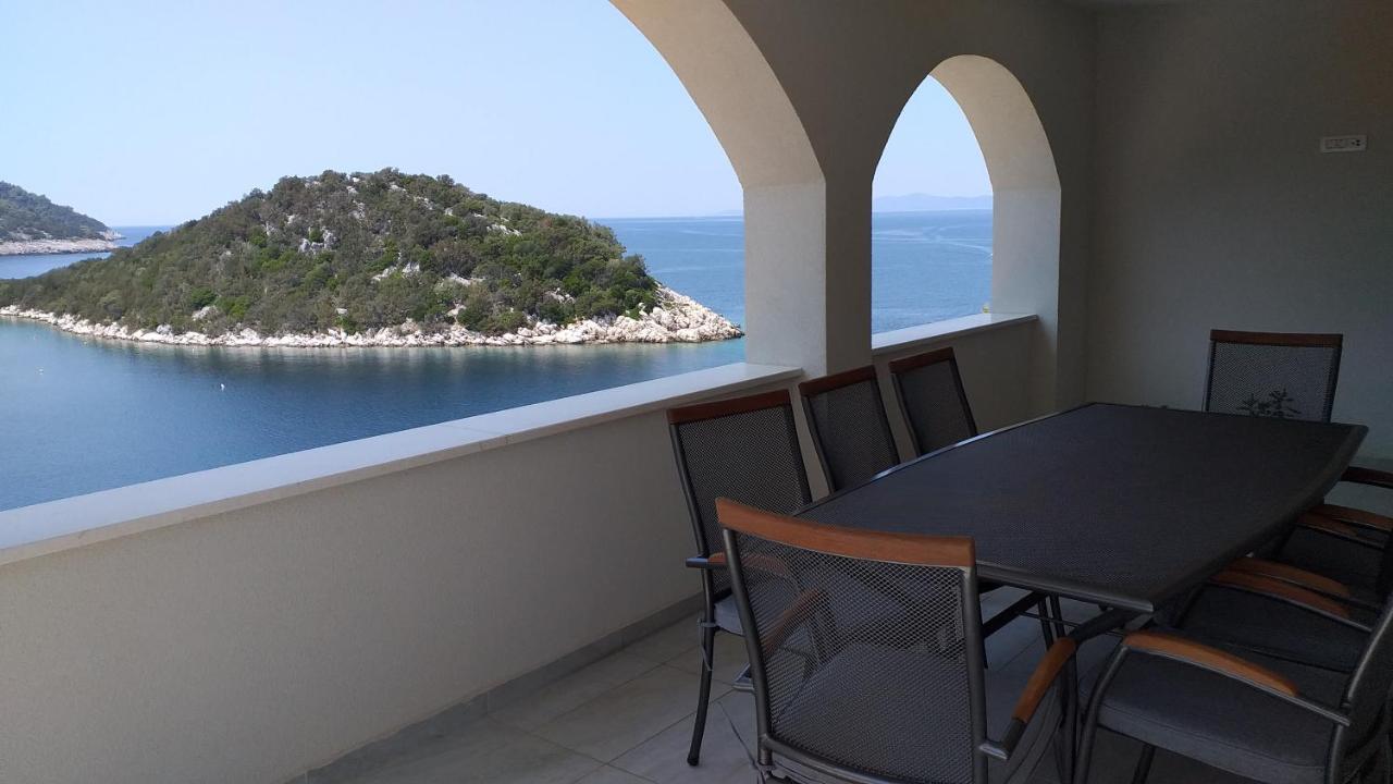Apartman Karla Lastovo Luaran gambar
